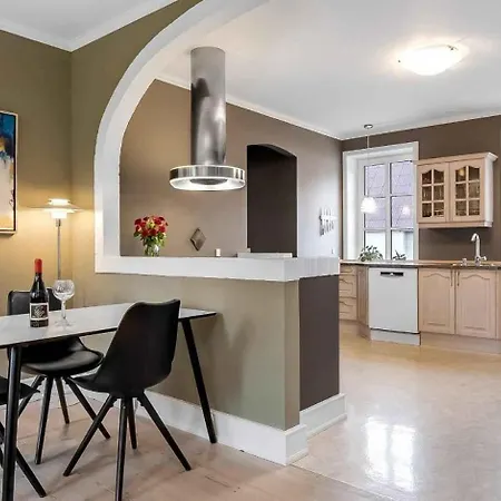 Spacious House With For Relaxation And Play Villa