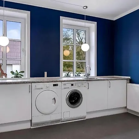 Spacious House With For Relaxation And Play * Brenderup